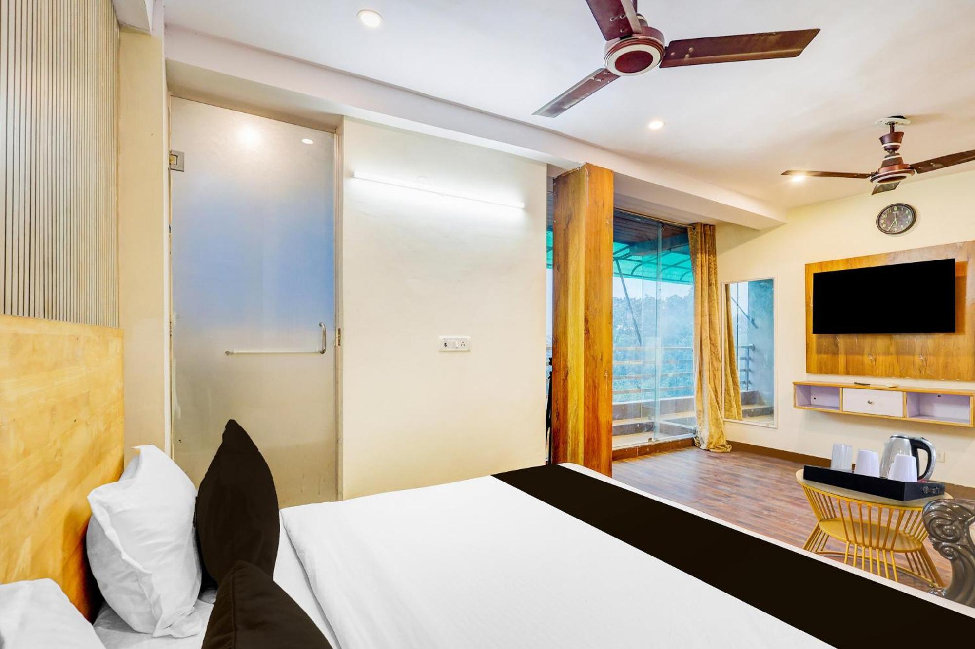 Hotel O Hari Nagar Ashram Yeni Delhi Dış mekan fotoğraf