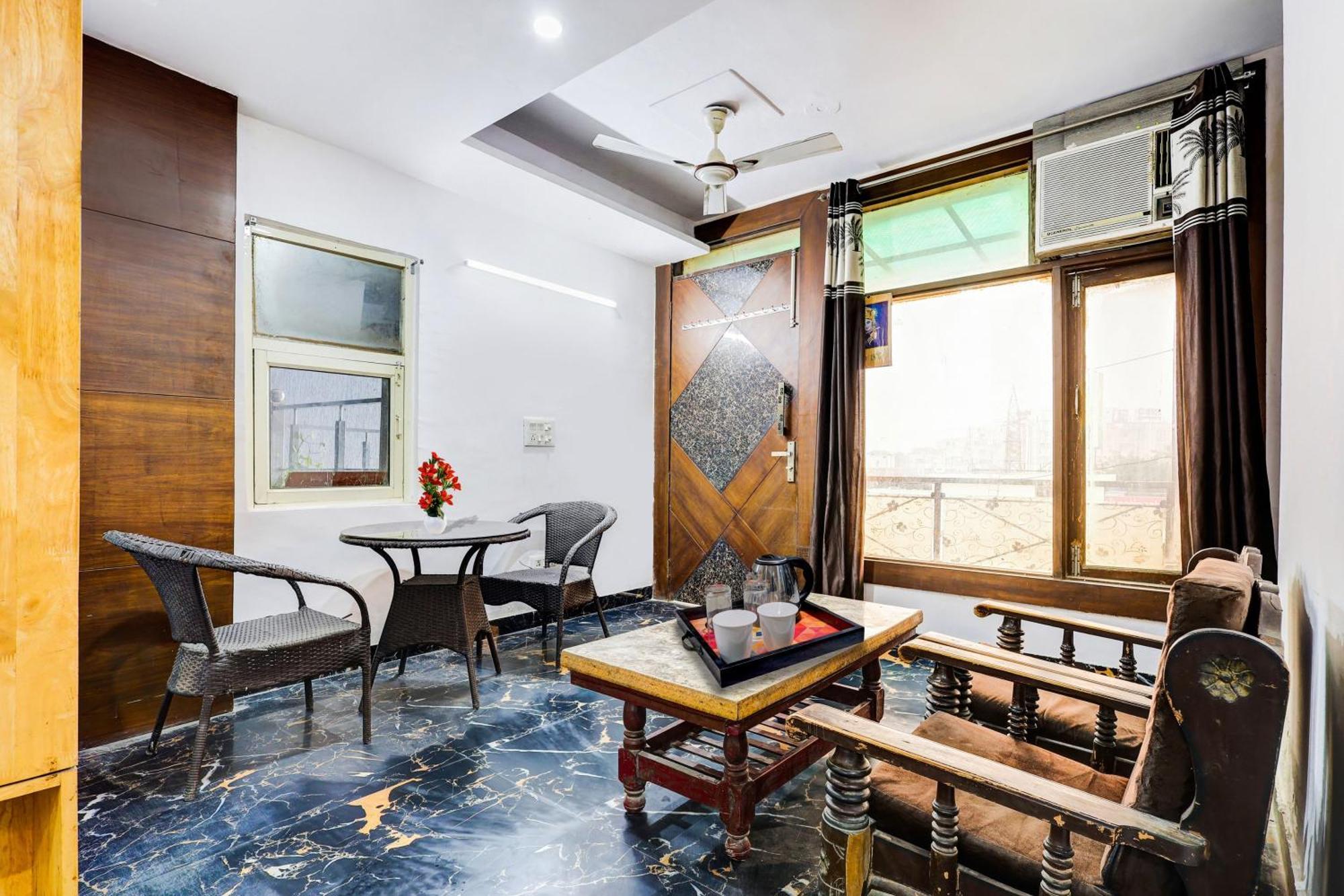 Hotel O Hari Nagar Ashram Yeni Delhi Dış mekan fotoğraf
