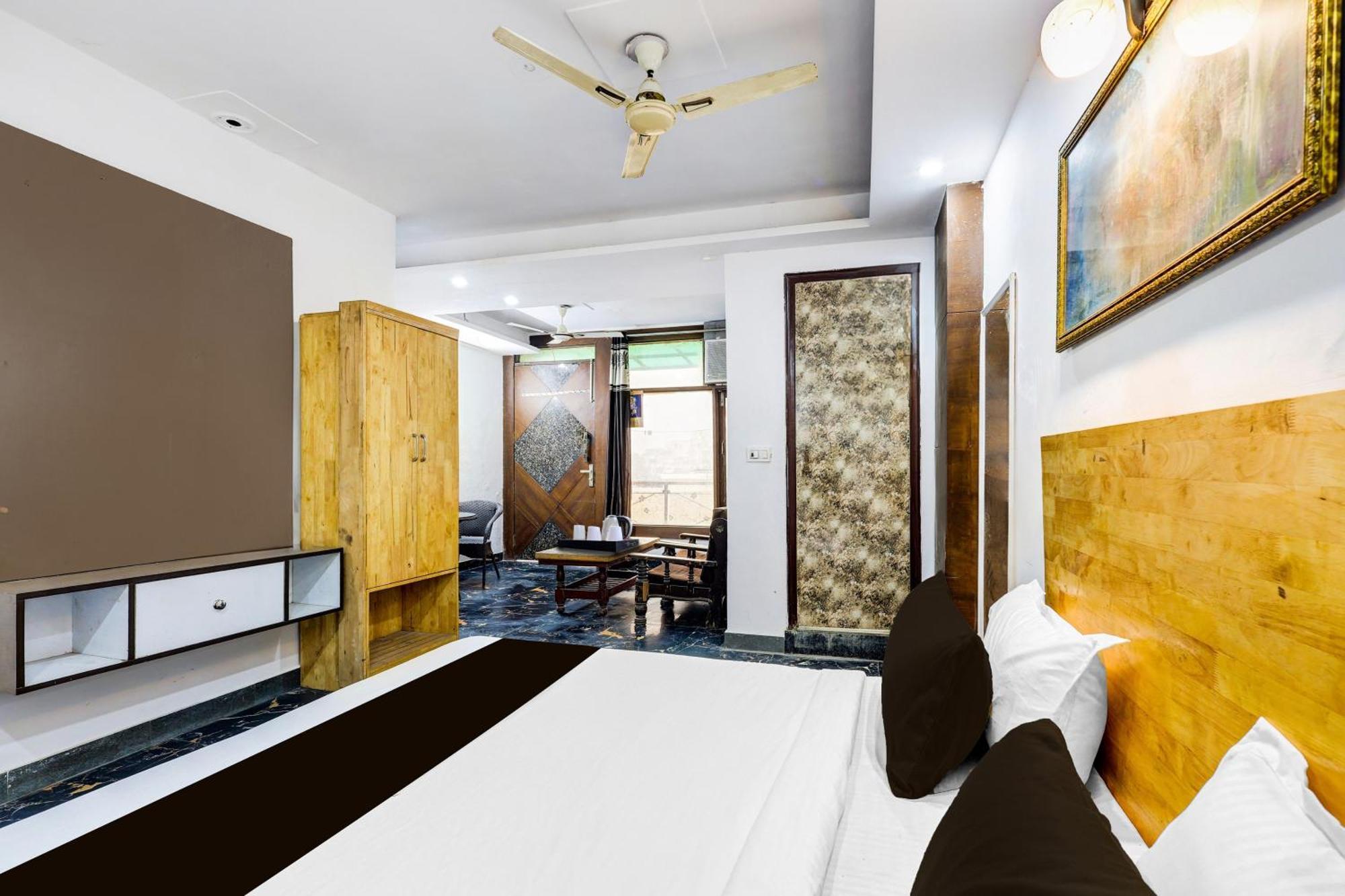 Hotel O Hari Nagar Ashram Yeni Delhi Dış mekan fotoğraf