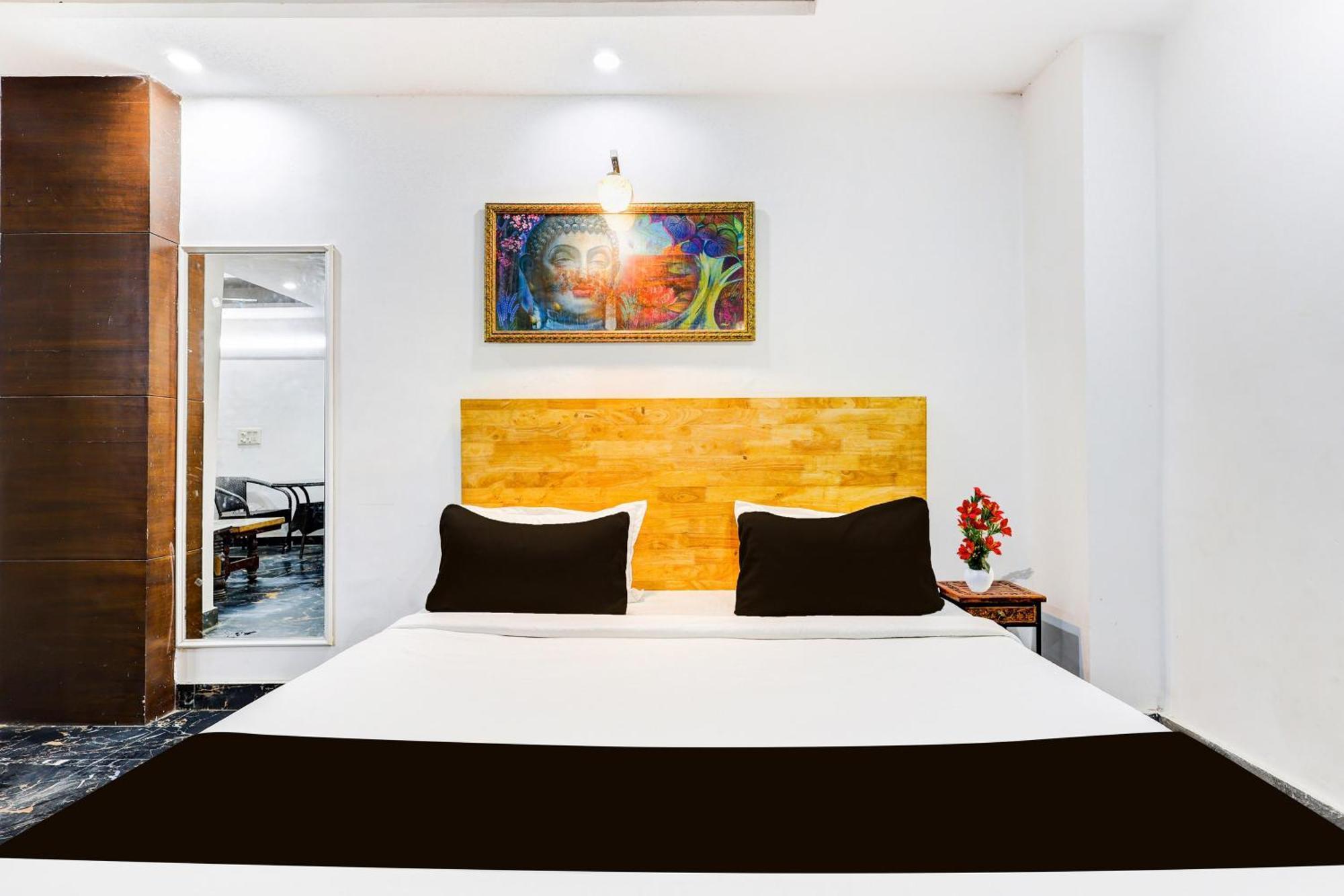 Hotel O Hari Nagar Ashram Yeni Delhi Dış mekan fotoğraf